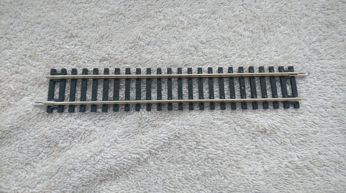 R600 HORNBY STRAIGHT TRACK – Sawyer Models